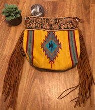 Load image into Gallery viewer, Saddle Blanket Large Tote with Shoulder Strap - Mustard
