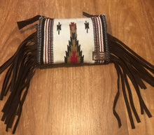 Load image into Gallery viewer, Saddle Blanket Clutch (Medium) - White
